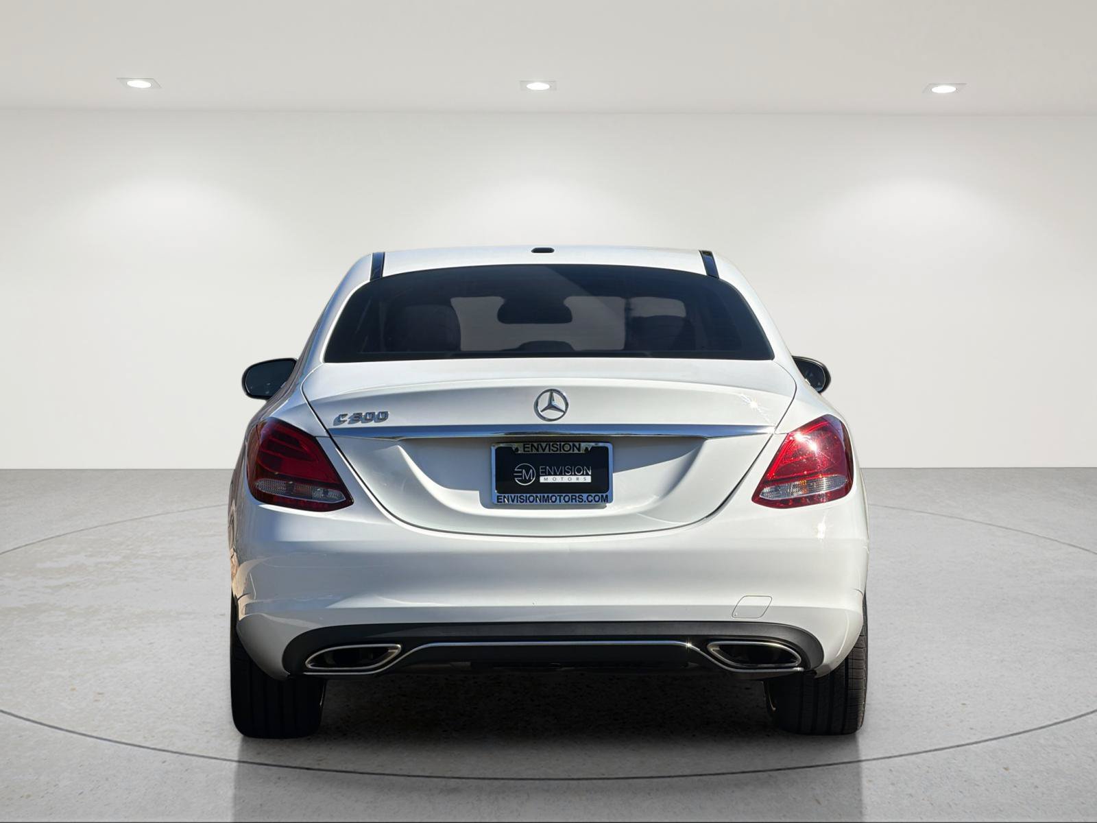 Used 2016 Mercedes-Benz C 300 Sedan image 4