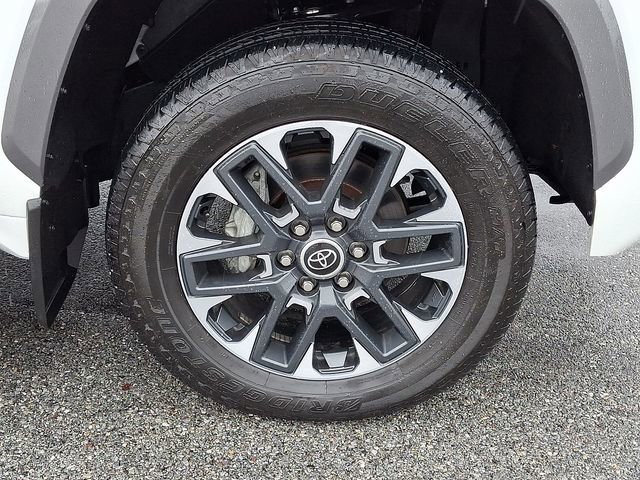 Used 2024 Toyota Tundra Limited image 8
