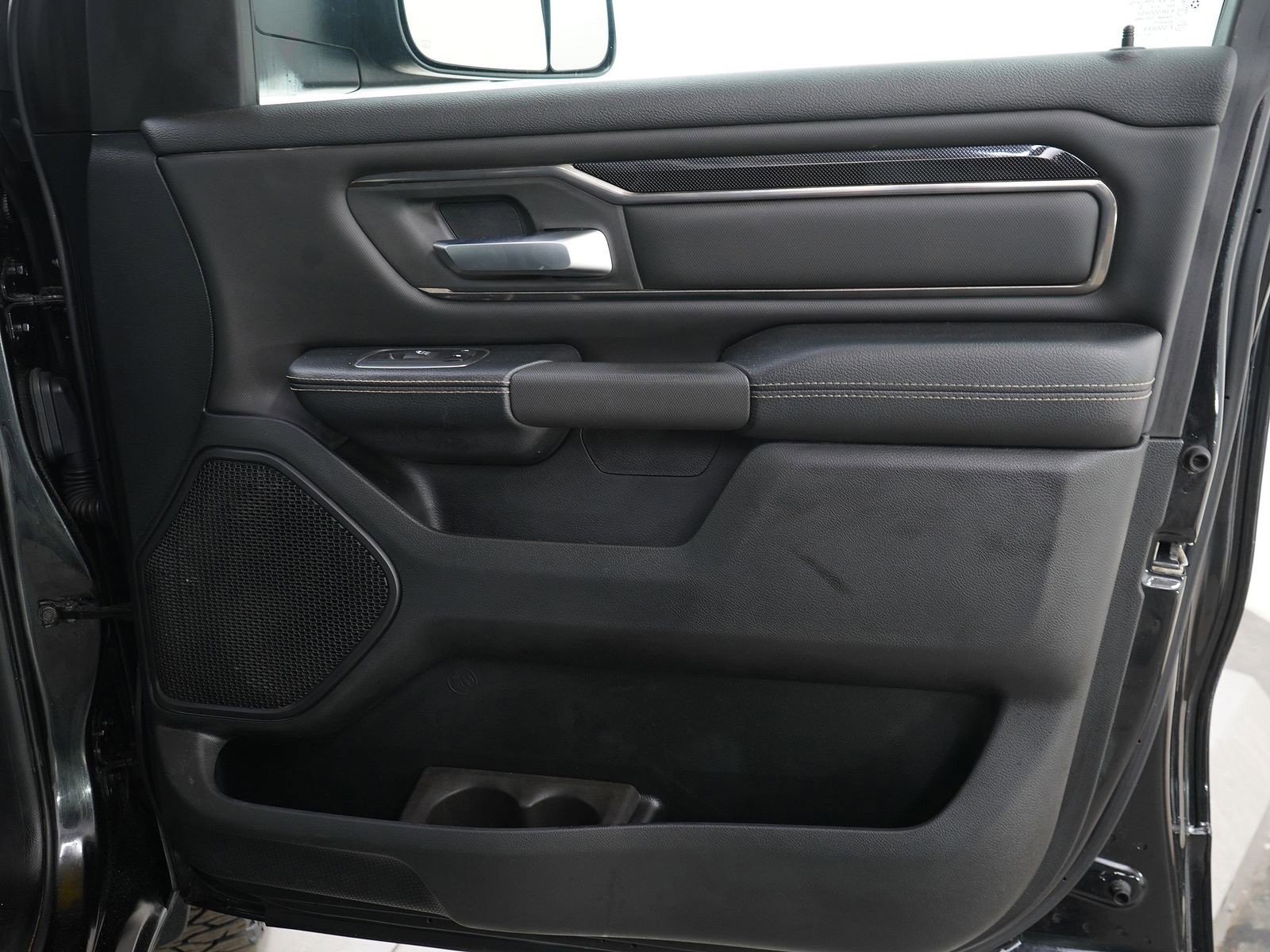 Used 2020 RAM 1500 Sport w/ Level 2 Equipment Group AWD/4WD image 12