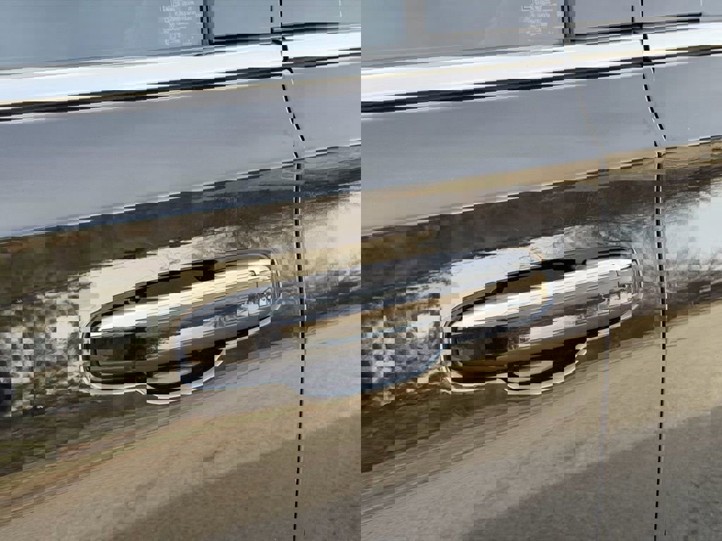 Used 2021 Cadillac Escalade ESV Premium Luxury image 51