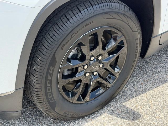 Used 2020 Chevrolet Traverse LT w/ LPO, Blackout Package image 9