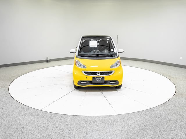 Used 2015 smart fortwo passion w/ Comfort Package RWD image 20