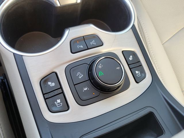 Used 2019 GMC Terrain Denali w/ Advanced Safety Package image 29