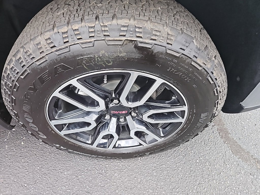 Certified 2026 GMC Sierra 1500 AT4 w/ AT4 Premium Package image 10