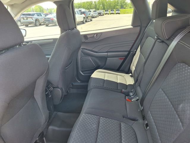Used 2023 Ford Escape Active AWD/4WD image 12