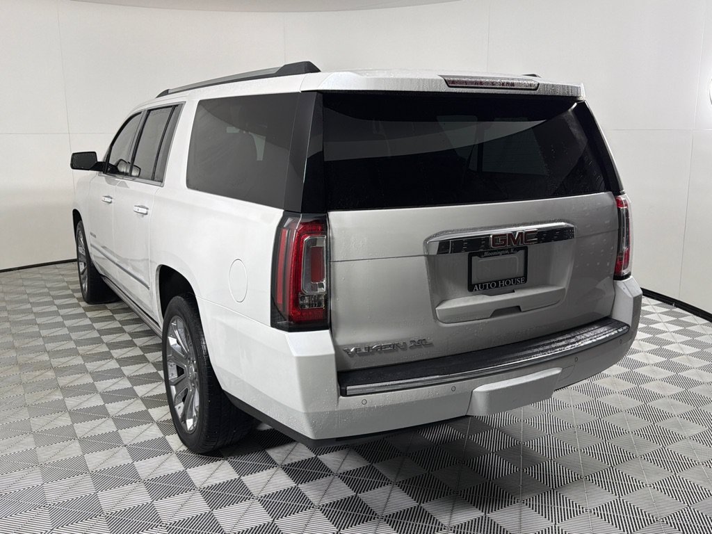 Used 2016 GMC Yukon XL Denali w/ Open Road Package AWD/4WD image 7