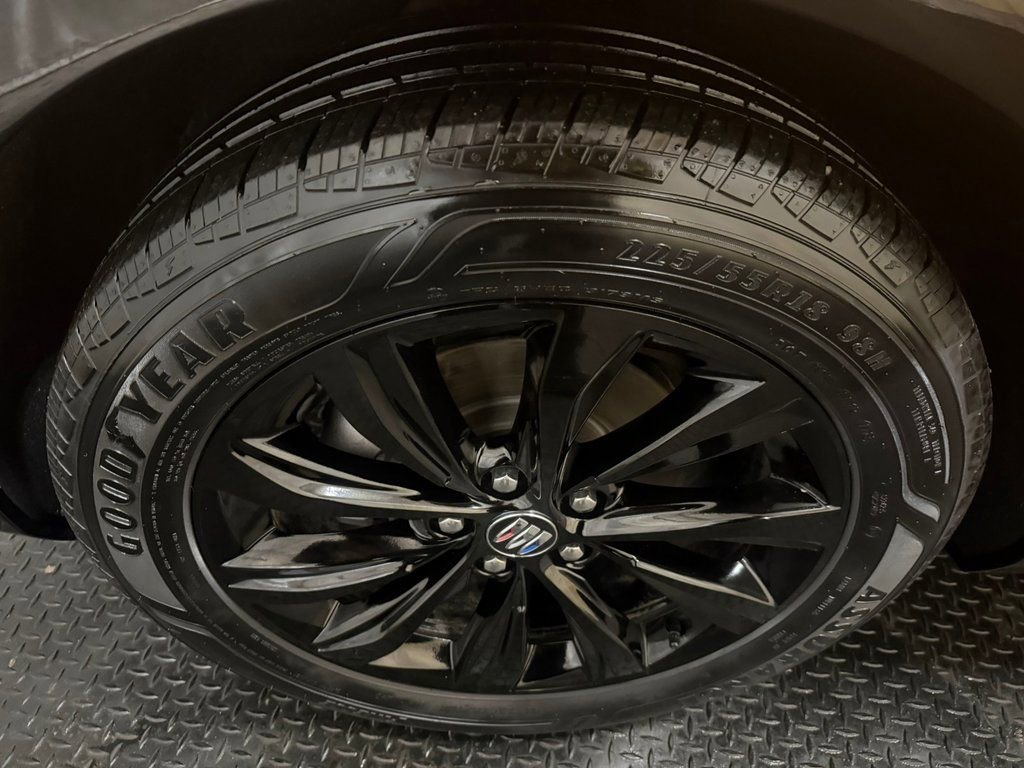 Used 2024 Buick Envista Sport Touring w/ Convenience II Package image 20