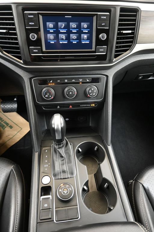 Used 2022 Volkswagen Atlas SE image 29