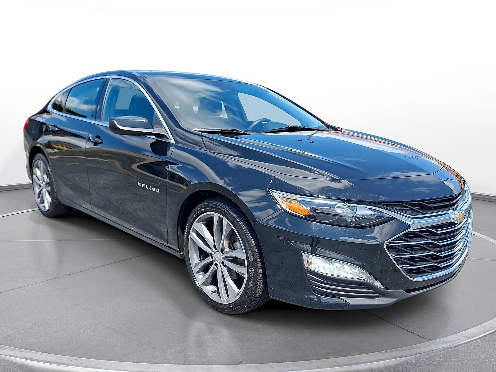 Used 2023 Chevrolet Malibu LT FWD image 1