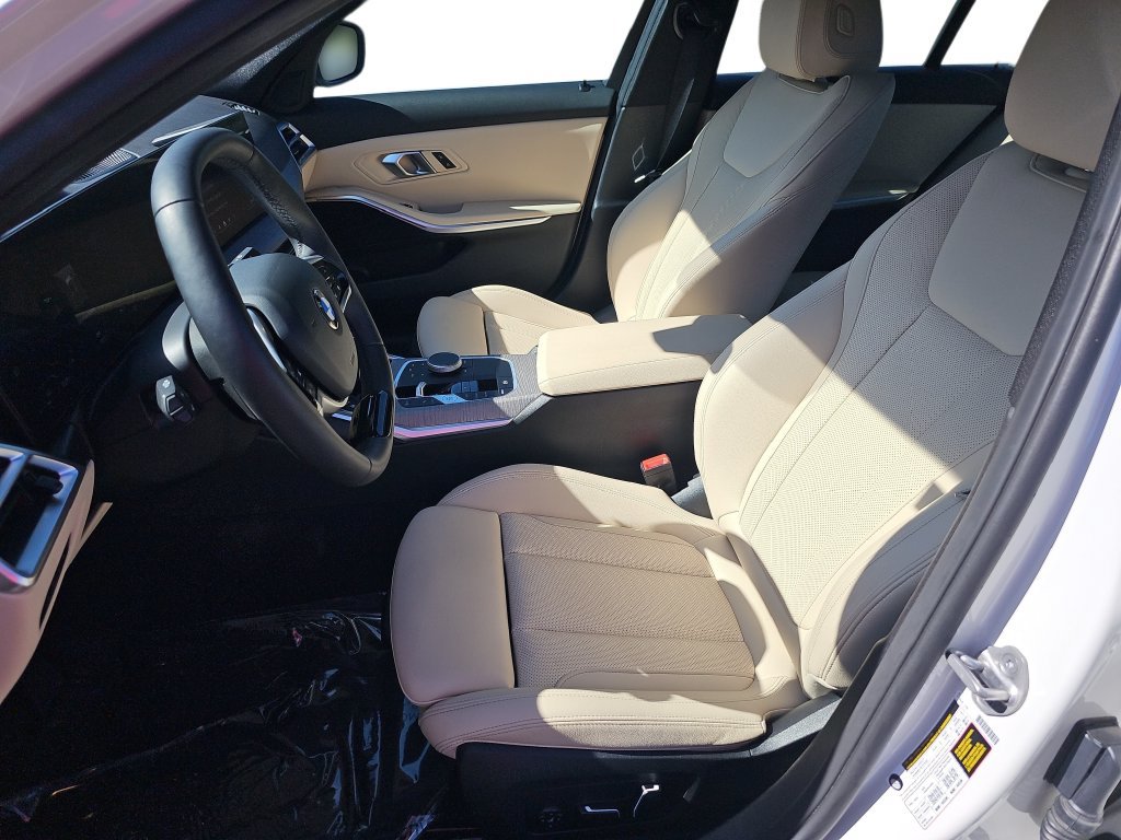 Used 2026 BMW 330i Sedan RWD image 15
