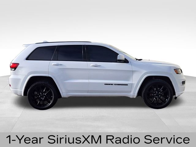 Used 2018 Jeep Grand Cherokee Altitude image 11
