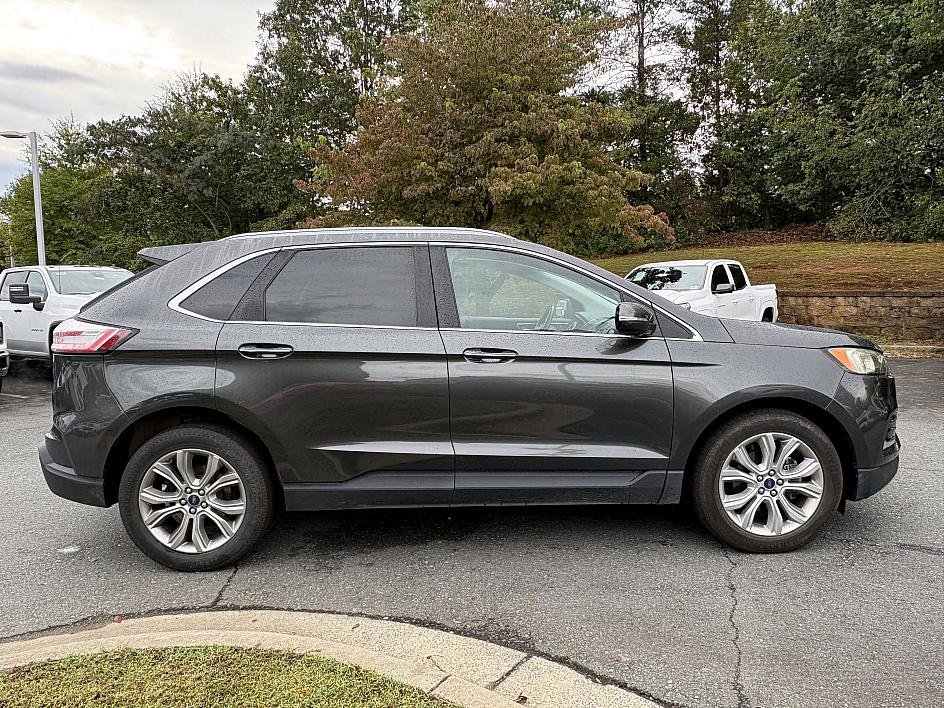 Used 2020 Ford Edge Titanium w/ Cargo Accessory Package image 6