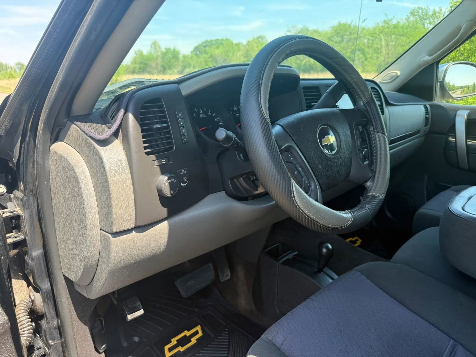 Used 2011 Chevrolet Silverado 1500 LS AWD/4WD image 14