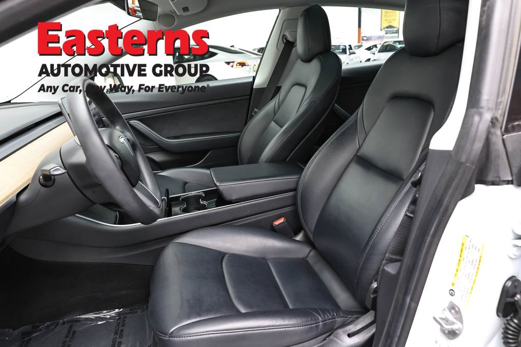 Used 2020 Tesla Model 3 Standard Range Plus RWD image 14