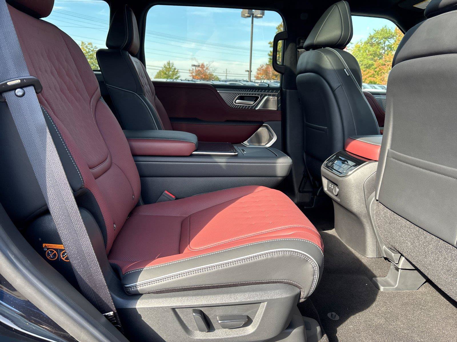 New 2027 INFINITI QX80 Autograph AWD/4WD image 38