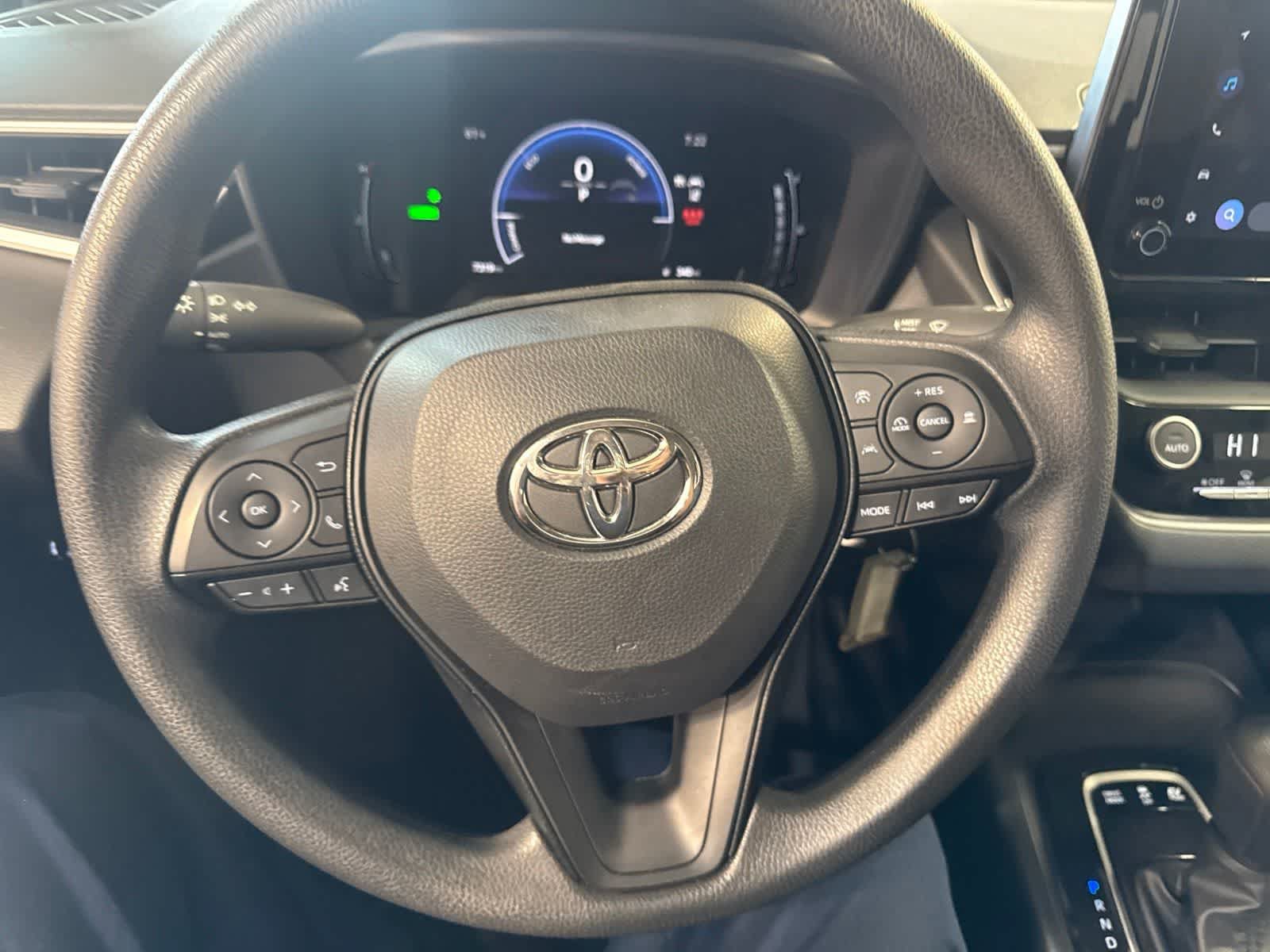 Used 2026 Toyota Corolla LE FWD image 24
