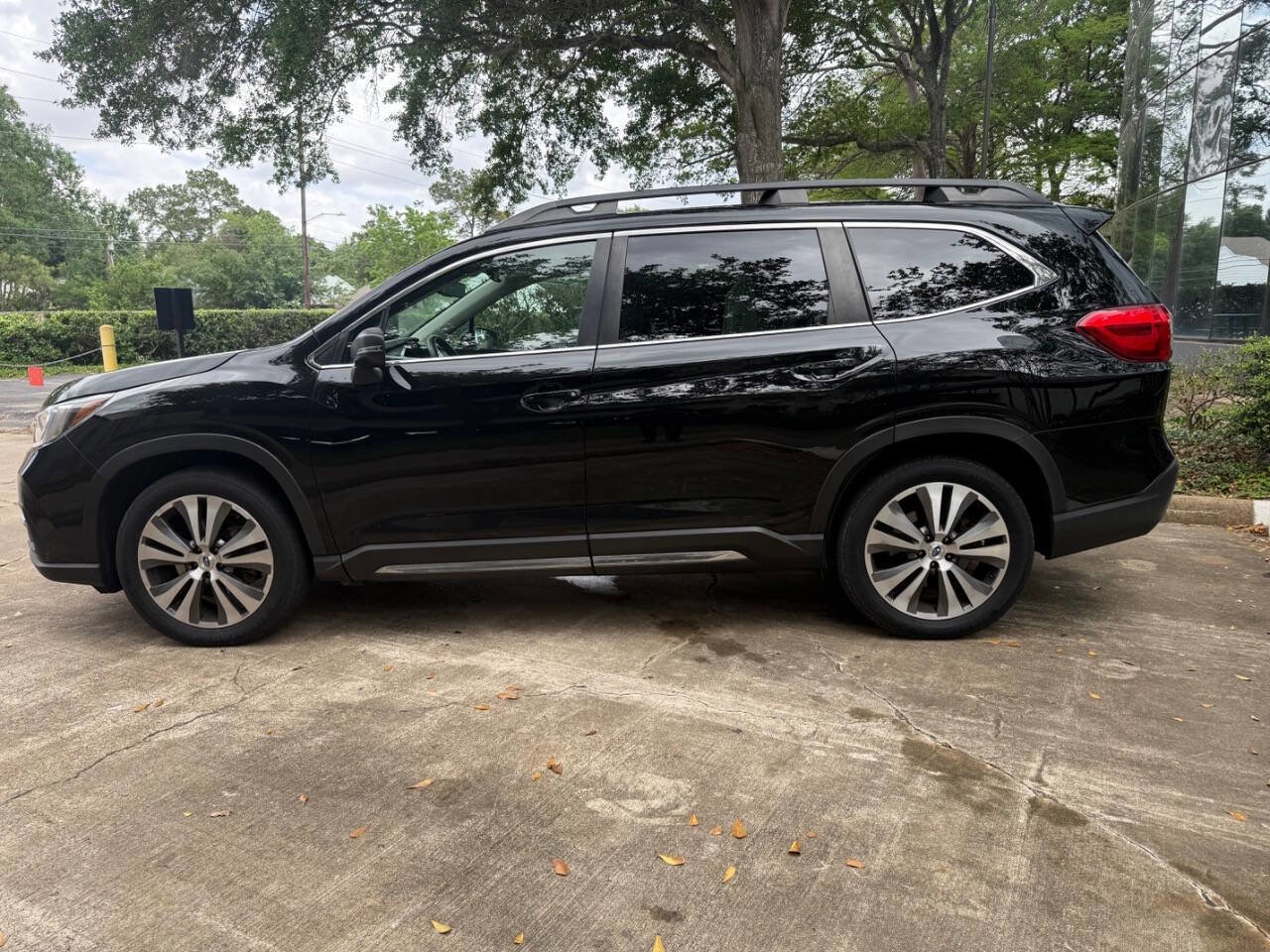 Used 2019 Subaru Ascent Limited AWD/4WD image 5