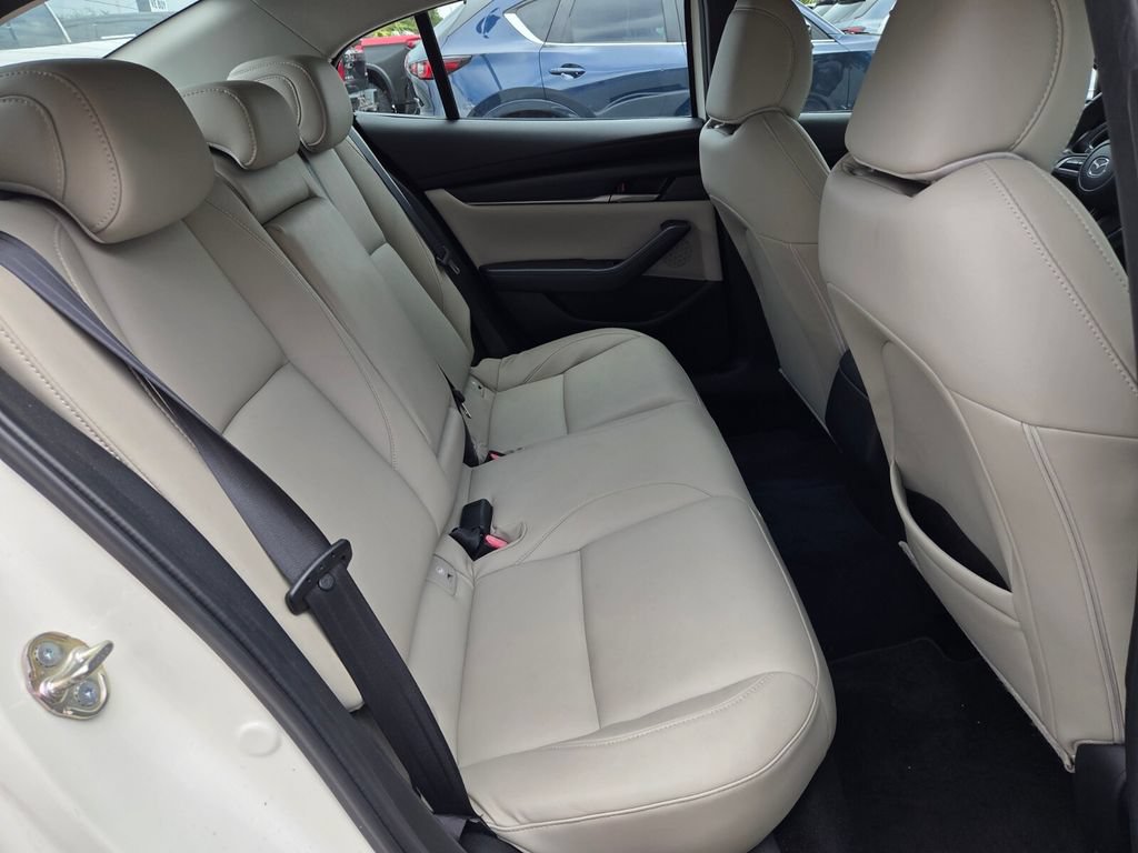 Used 2020 MAZDA MAZDA3 Sedan w/ Select Package FWD image 12