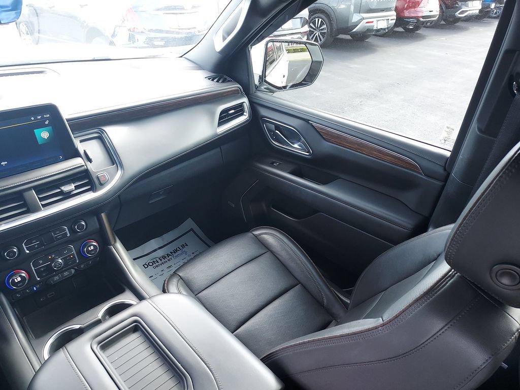 Used 2023 Chevrolet Tahoe High Country AWD/4WD image 11