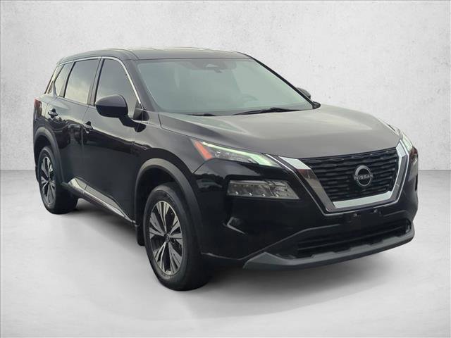 Used 2023 Nissan Rogue SV image 3