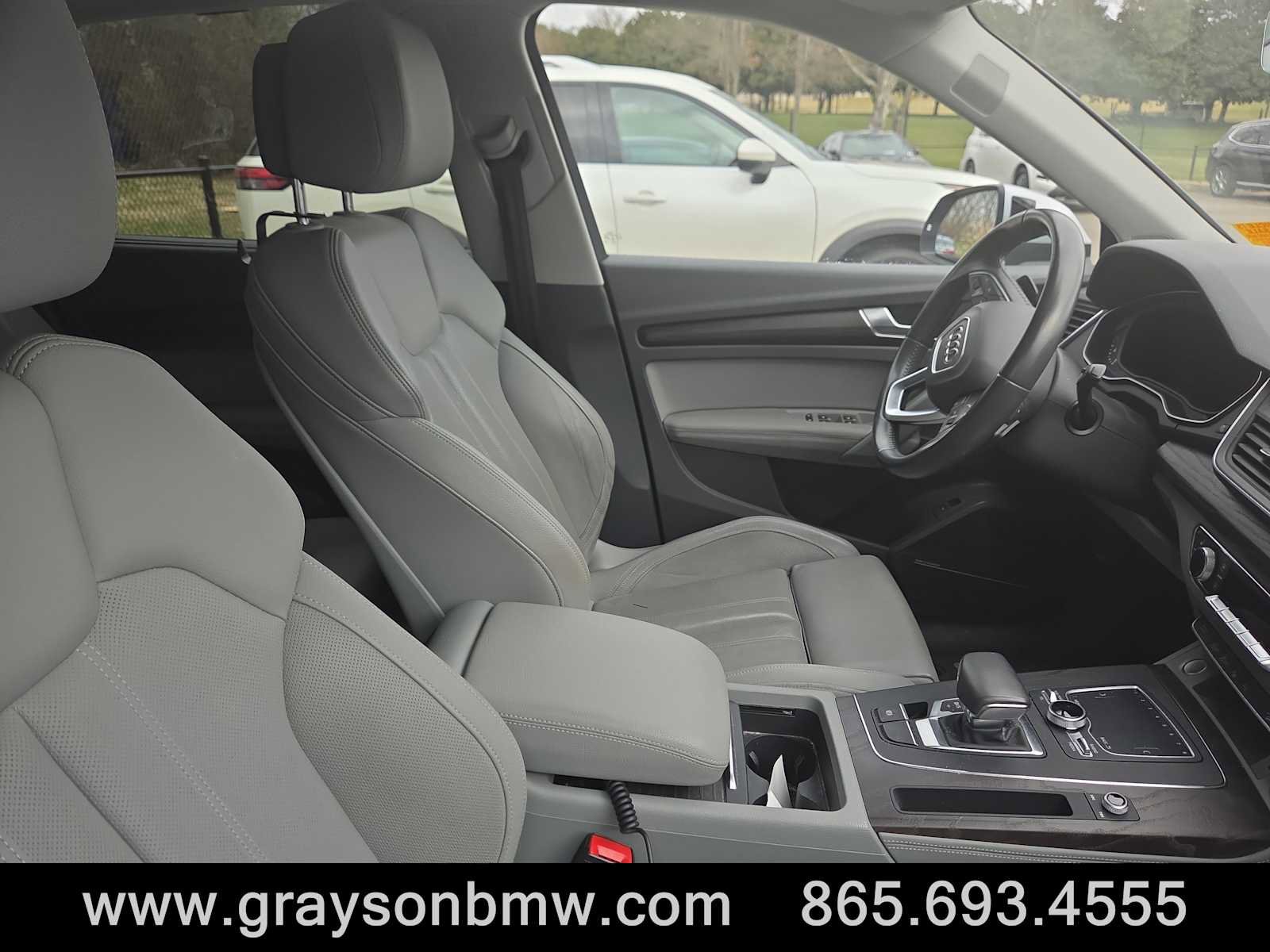 Used 2020 Audi Q5 Prestige w/ Prestige Package image 11