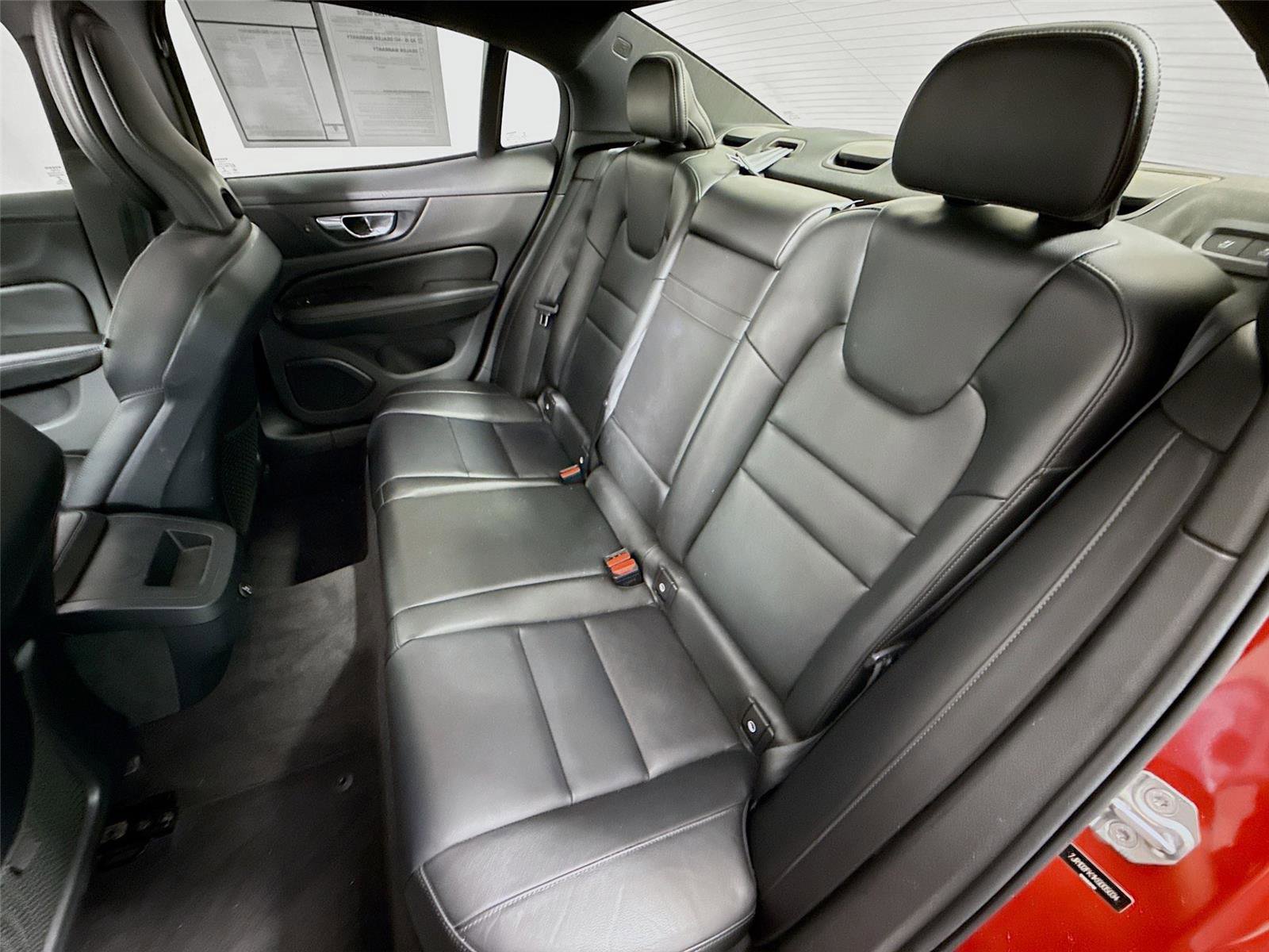 Used 2019 Volvo S60 T5 Momentum w/ Premium Package image 18