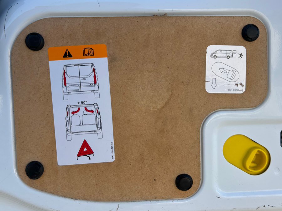 Used 2019 Ford Transit Connect XL image 32