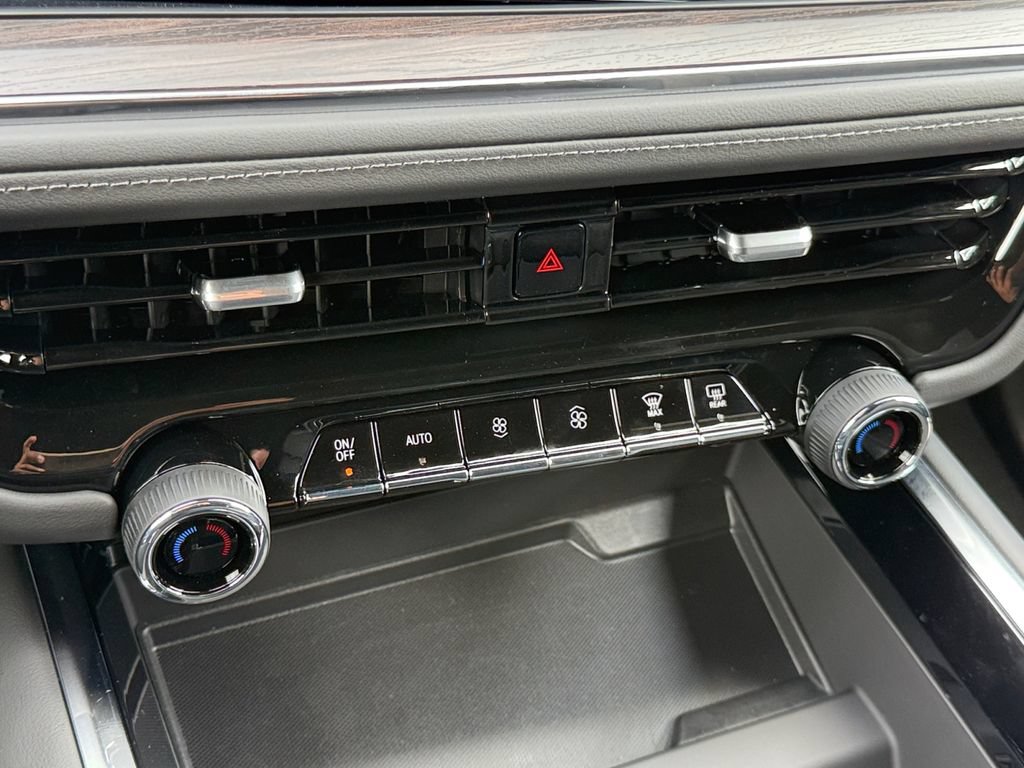 New 2026 Chevrolet Suburban LS AWD/4WD image 17