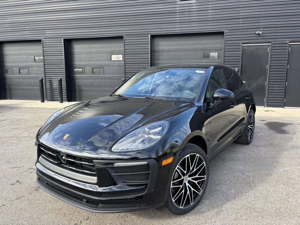 New 2026 Porsche Macan image 1