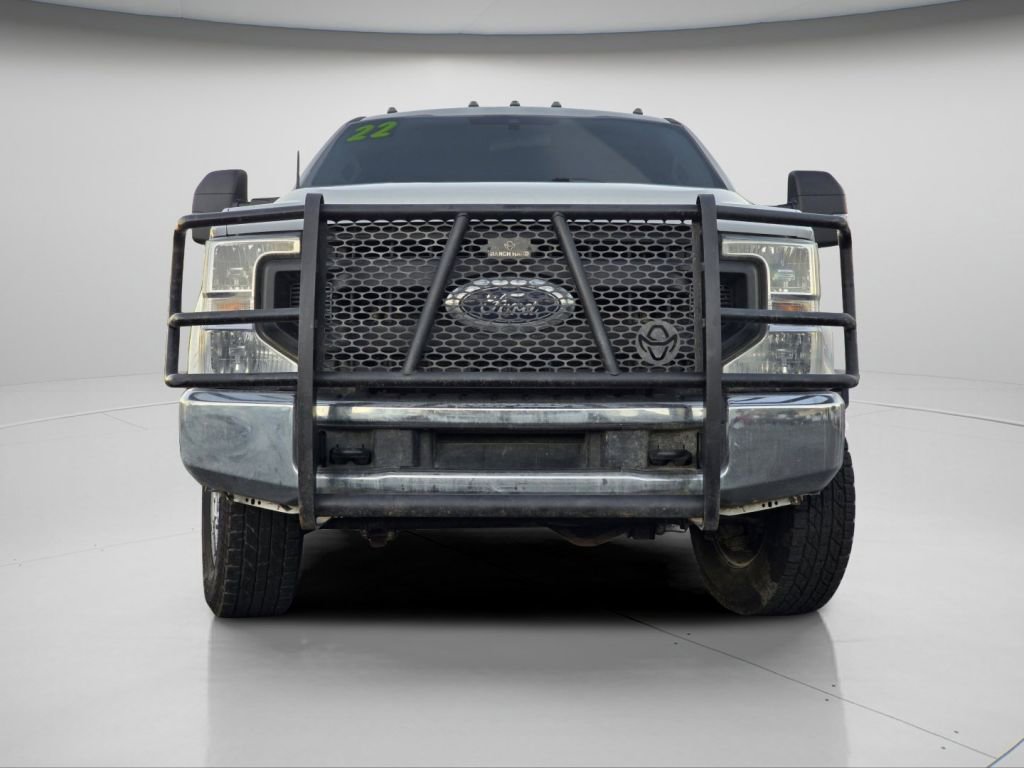 Used 2022 Ford F250 XL w/ Power Equipment Group image 3