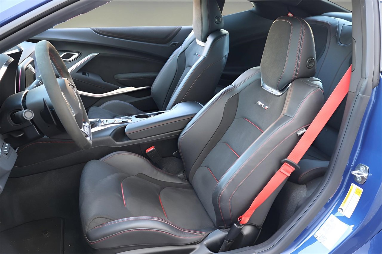 Used 2024 Chevrolet Camaro ZL1 image 12