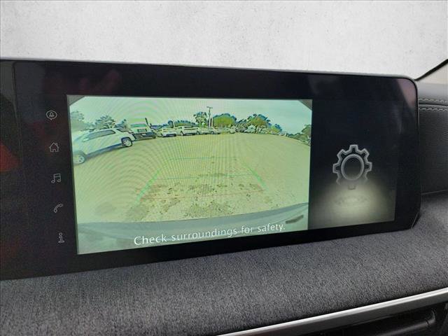 Used 2025 Nissan Kicks SV w/ Illumination Package FWD image 17