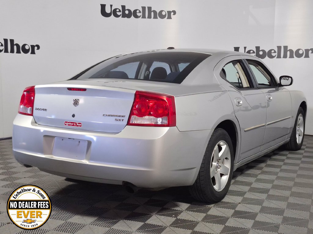 Used 2010 Dodge Charger SXT RWD image 7