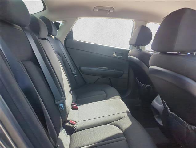 Used 2017 Kia Optima LX image 18