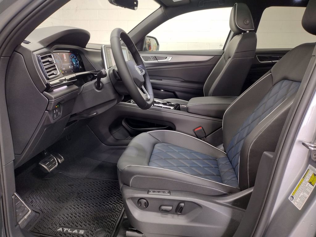 New 2026 Volkswagen Atlas Cross Sport SEL Premium R-Line image 25