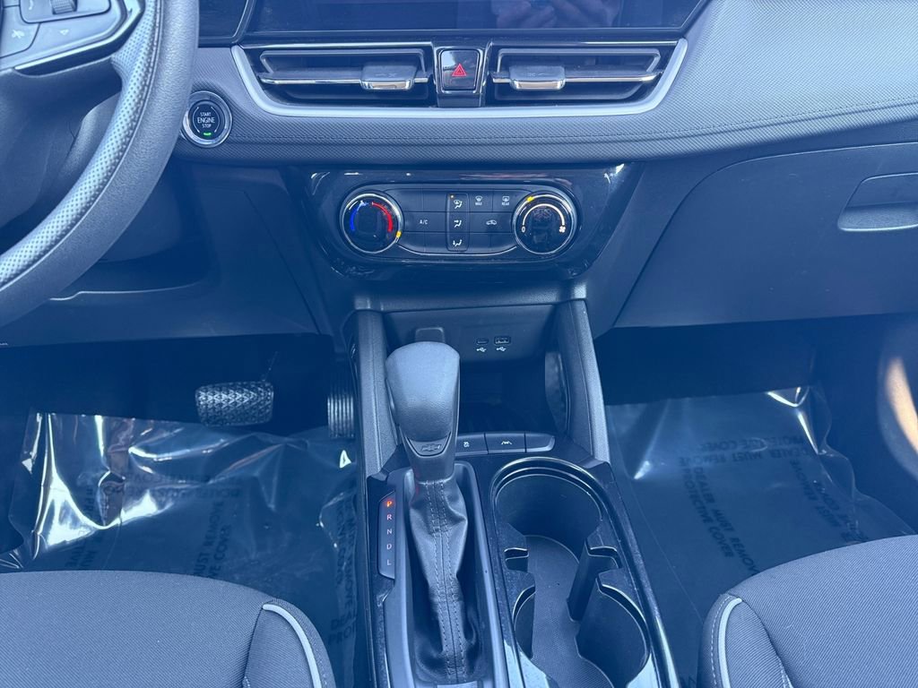 Used 2024 Chevrolet TrailBlazer LT image 11