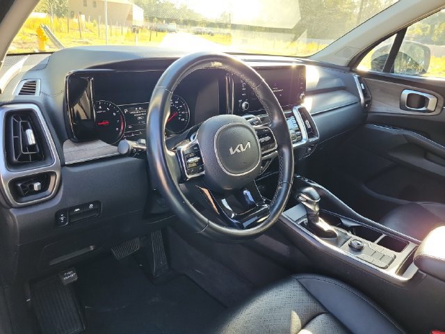 Used 2022 Kia Sorento S w/ Panoramic Sunroof Package AWD/4WD image 19