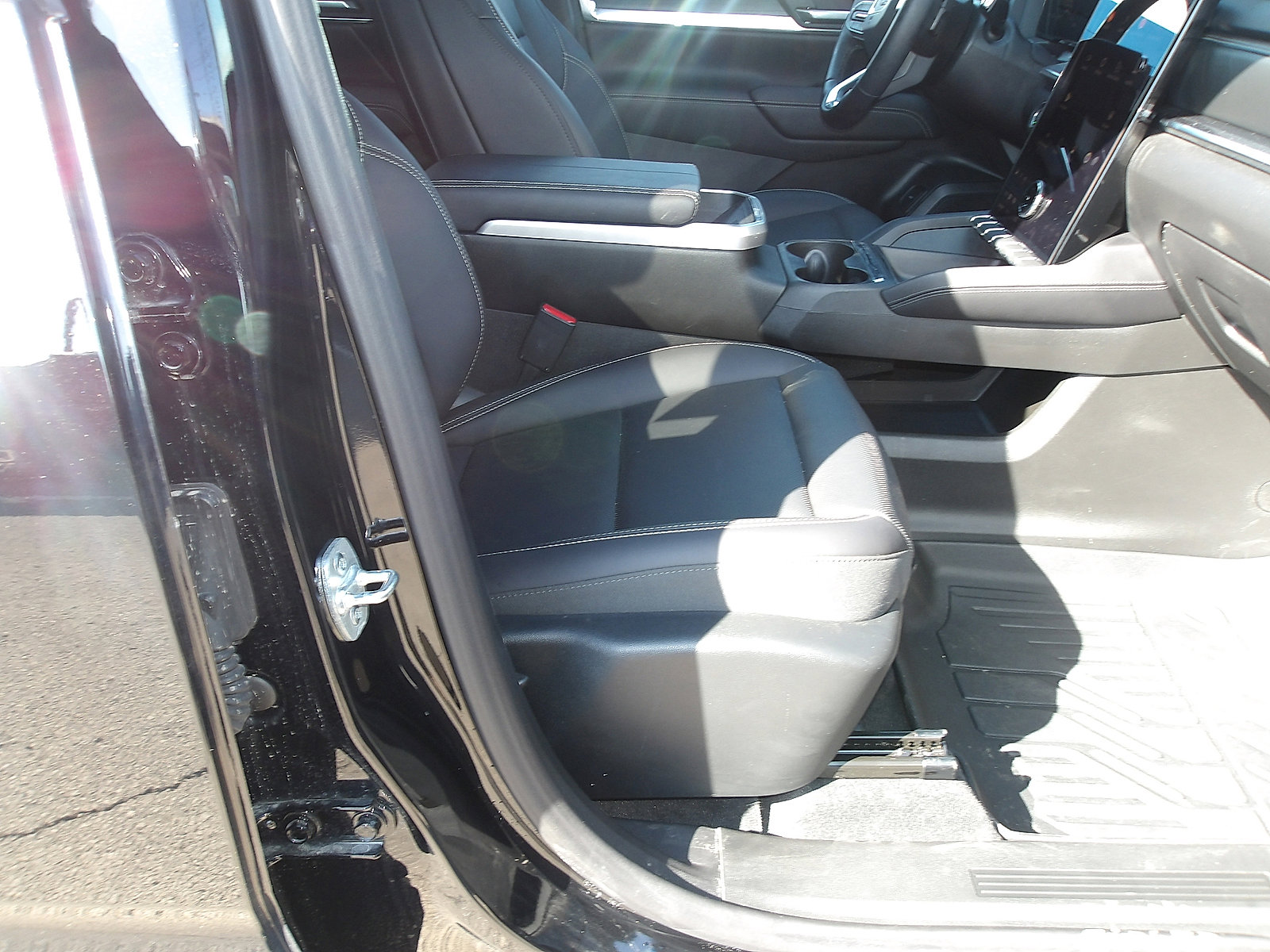 Certified 2026 GMC Terrain Elevation w/ Elevation Premium Package image 13