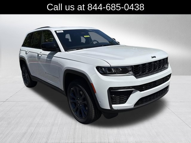 New 2026 Jeep Grand Cherokee Limited AWD/4WD image 3