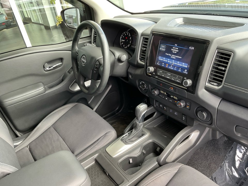 Used 2023 Nissan Frontier SV w/ SV Convenience Package AWD/4WD image 34