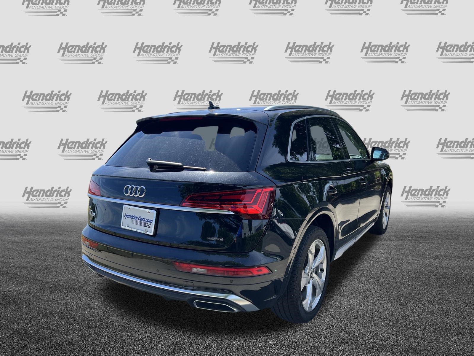 Used 2023 Audi Q5 2.0T Premium Plus w/ Premium Plus Package AWD/4WD image 10