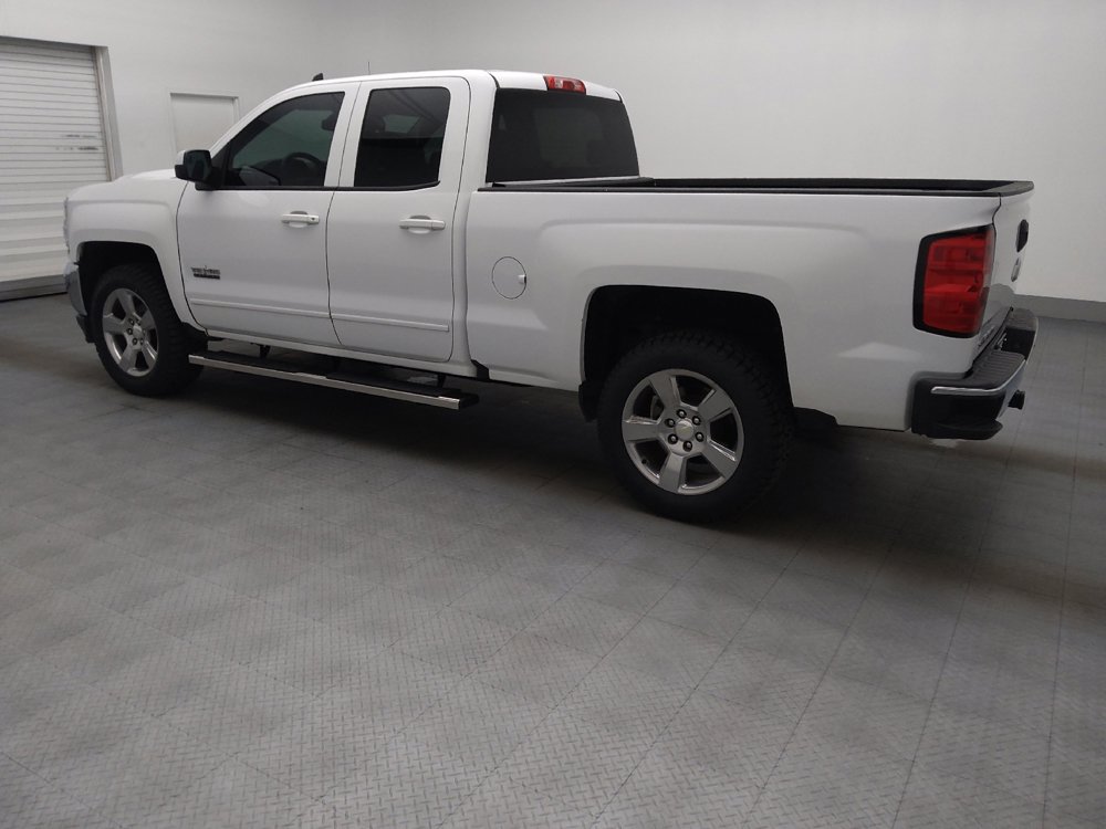 Used 2018 Chevrolet Silverado 1500 LT w/ Texas Edition RWD image 3