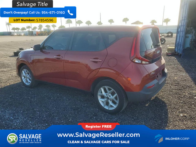 Used 2022 Kia Soul LX w/ Technology Package FWD image 3