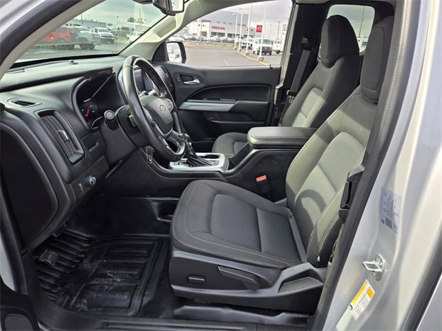 Used 2022 Chevrolet Colorado LT w/ Fleet Safety Package image 10