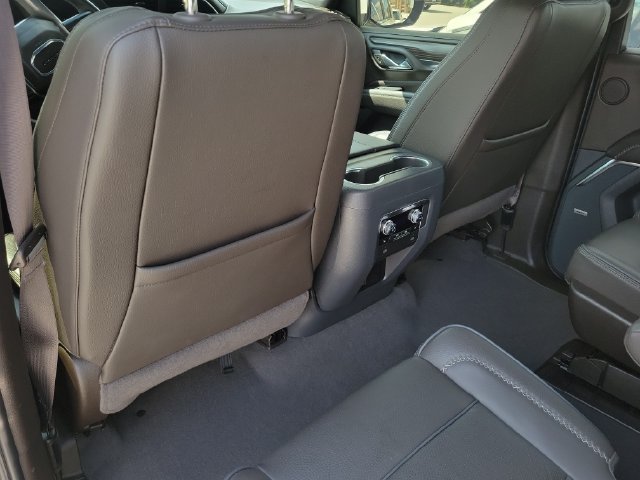Used 2024 GMC Yukon XL Denali w/ Max Trailering Package AWD/4WD image 8