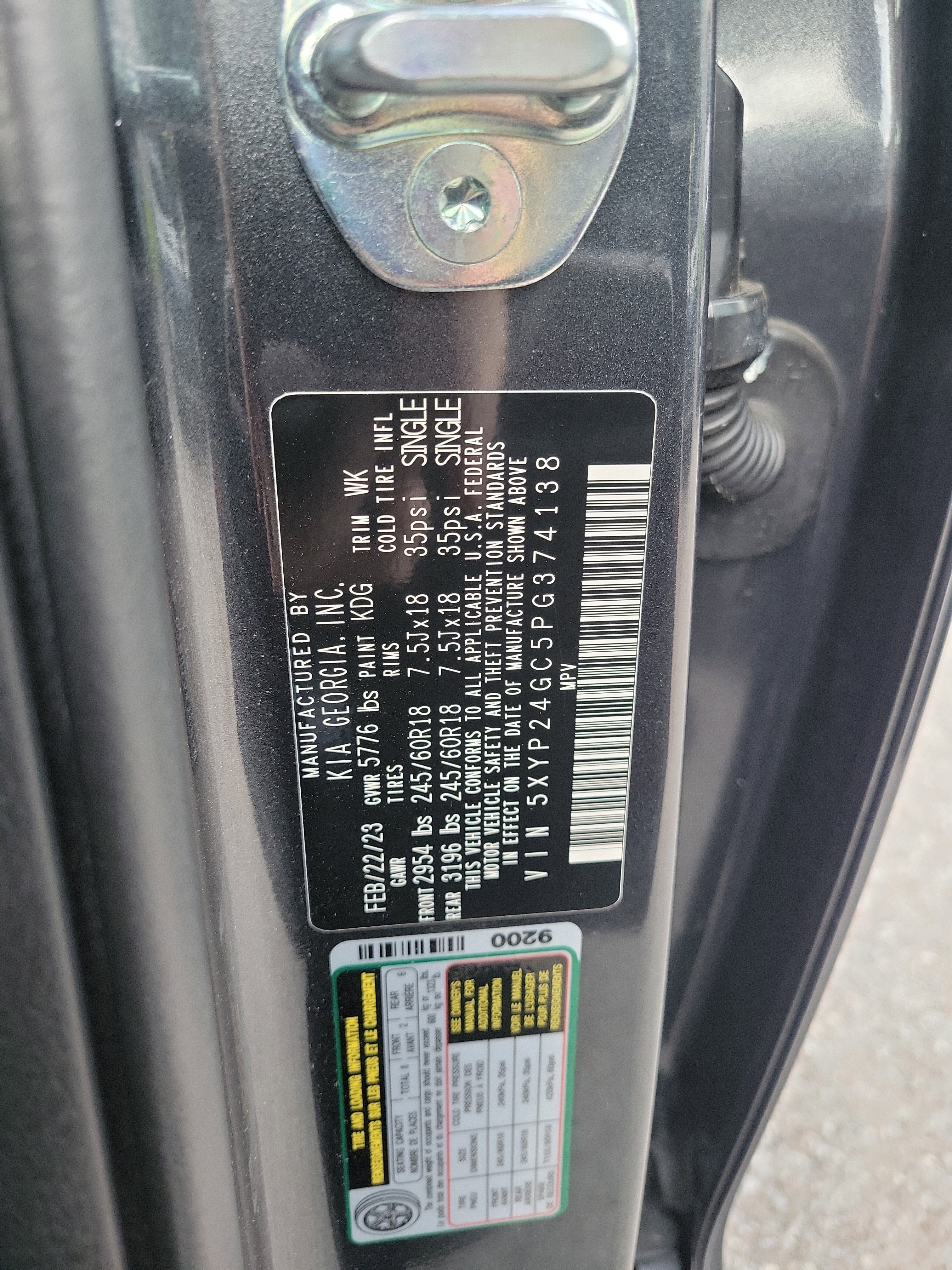 Used 2023 Kia Telluride LX FWD image 15
