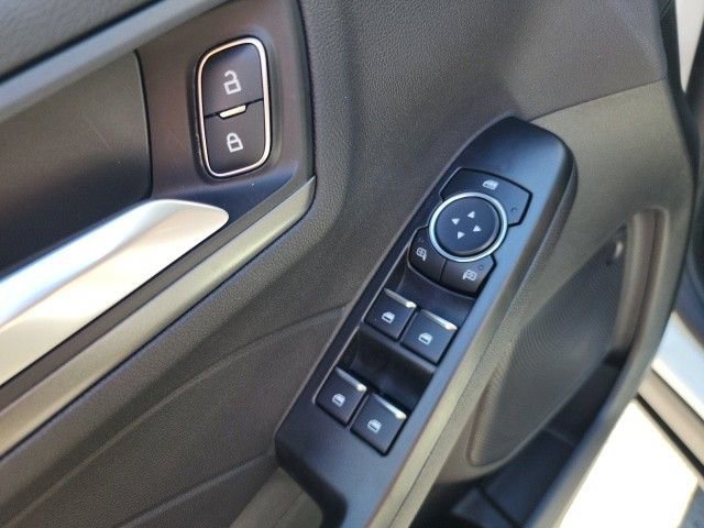 New 2025 Ford Escape SE image 12