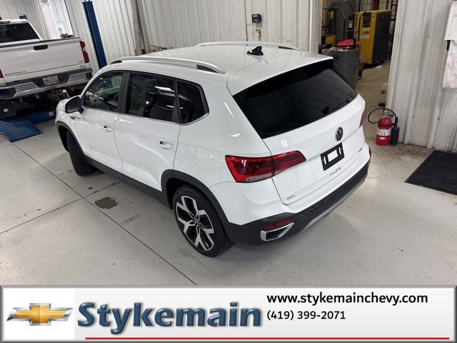 Used 2022 Volkswagen Taos SEL image 7