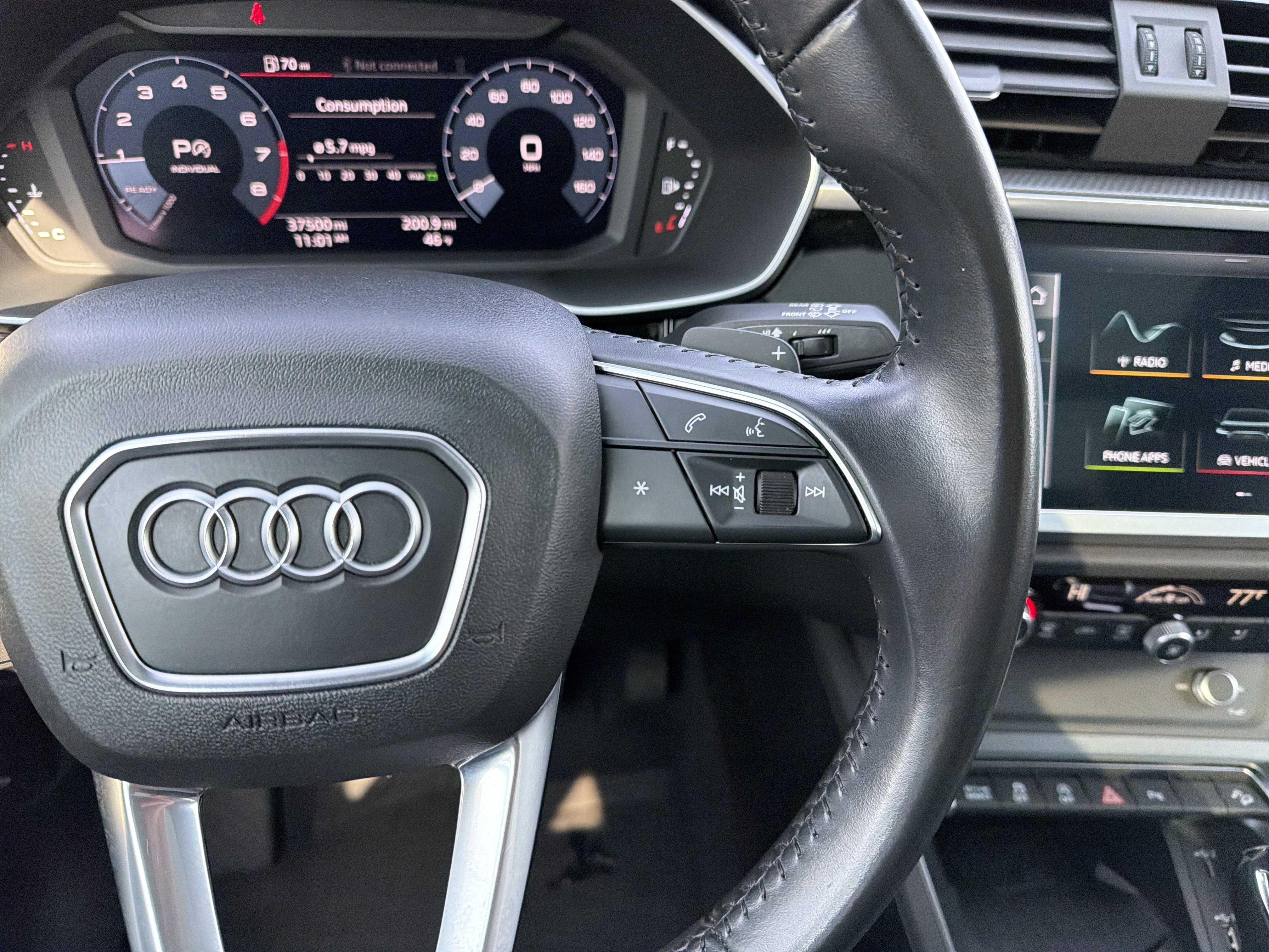 Used 2020 Audi Q3 2.0T Premium Plus w/ Premium Plus Package image 20