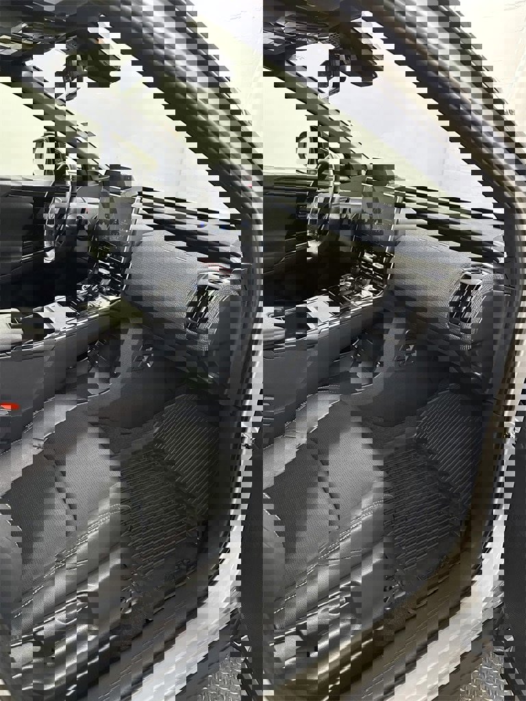 Used 2023 Toyota bZ4X Limited image 38